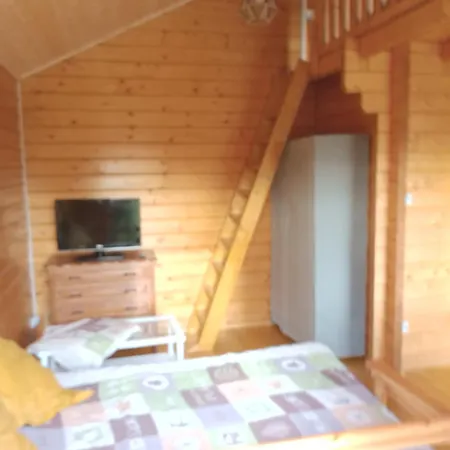Chalet Le Cocon De Bois Eglise-Neuve-de-Vergt Exterior photo